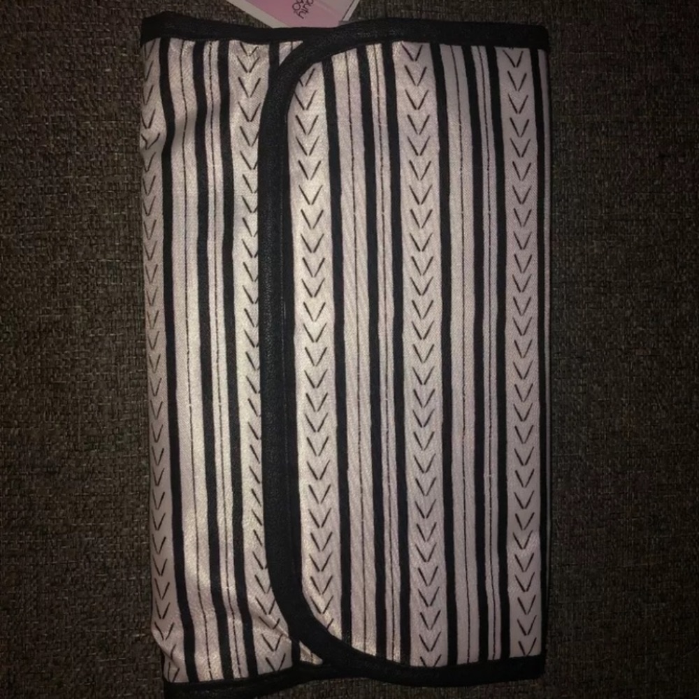 Beauty360 NEW black striped travel toiletry bag